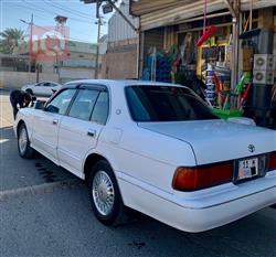 تۆیۆتا کراون